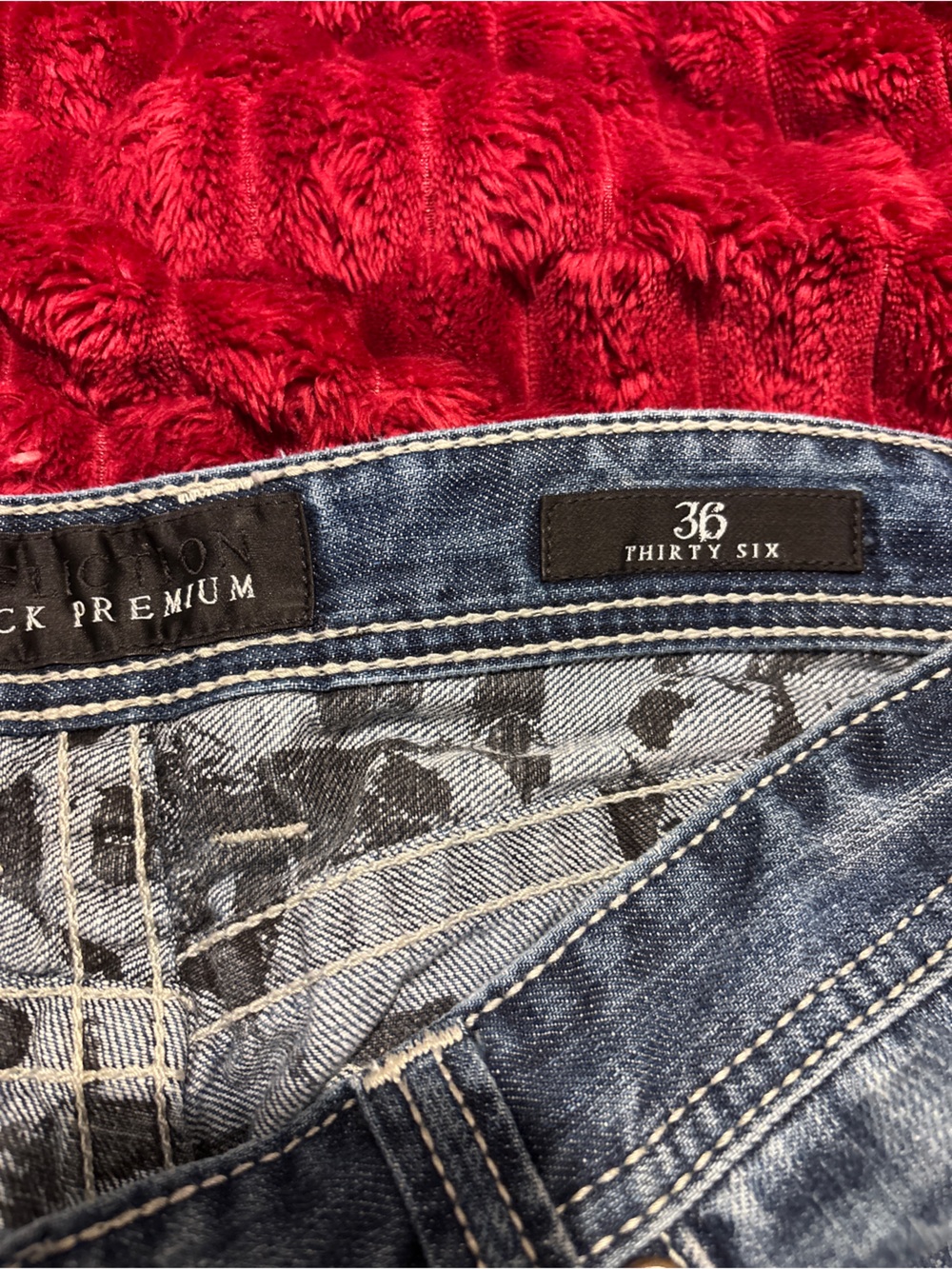 Affliction Women's Blue Cooper Relaxed Jeans with Distressed Paneled Rips 36x32 - Picture 6 of 10